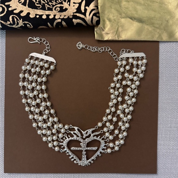 Virgins Saints & Angels VSA La Queen Collar Statement Necklace Pearl & Silver - Picture 3 of 5